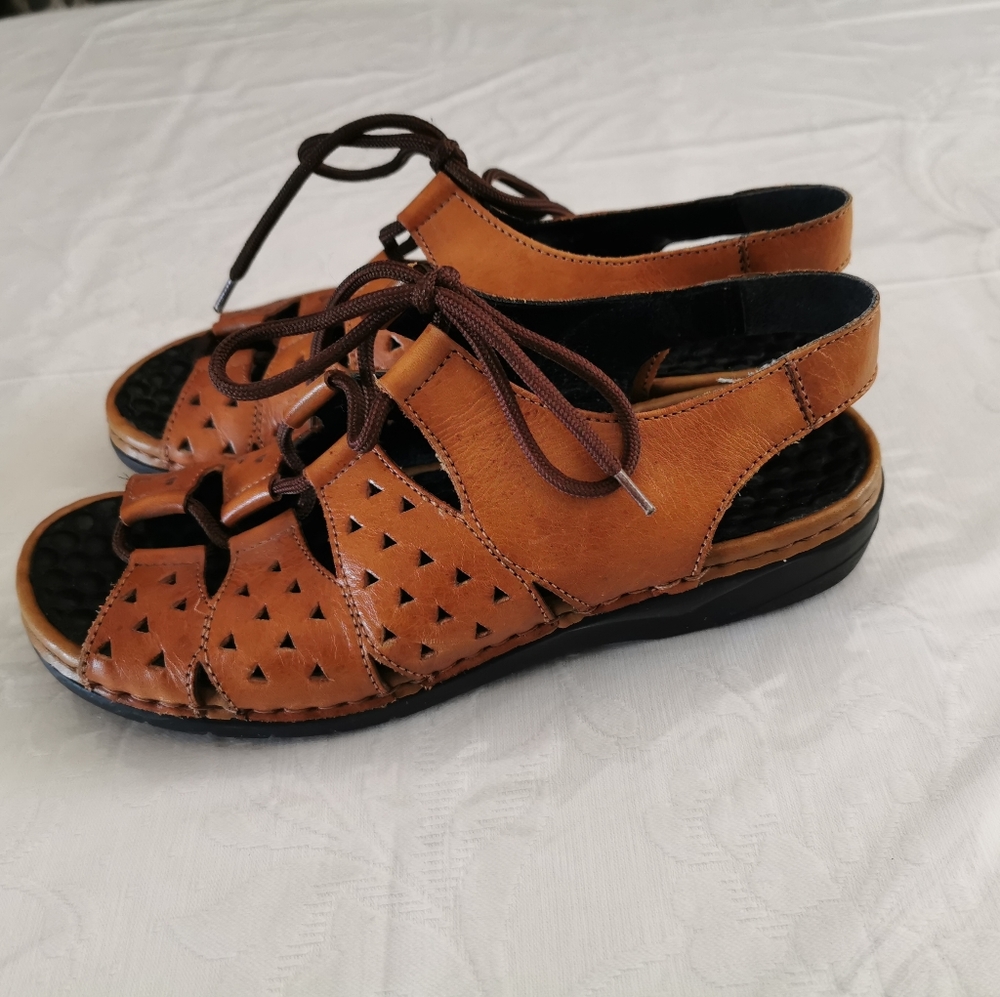 Rieker Dark Tan Leather Lace Up Sandles Size 6